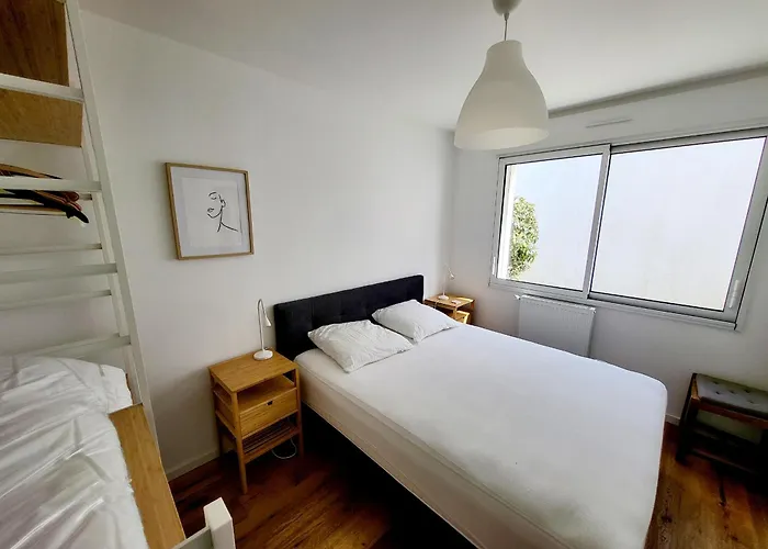 Maison Renovee 5 Chambres, Wifi, Parking, A 800m Du Marche Et 1km - Fr-1-92-891 Ferienhaus *