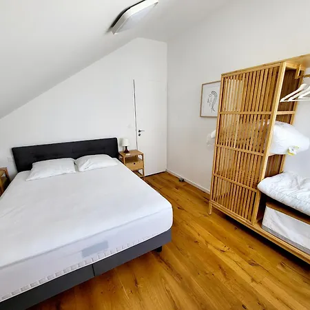 Maison Rénovée 5 Chambres, Wifi, Parking, à 800m Du Marché Et 1km - Fr-1-92-891