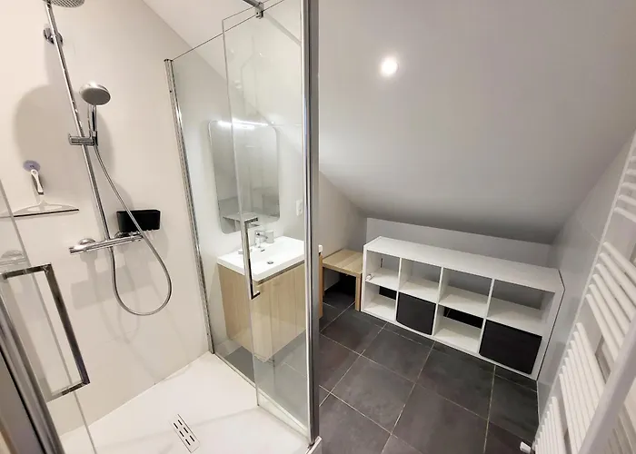 Casa vacanze Maison Rénovée 5 Chambres, Wifi, Parking, à 800m Du Marché Et 1km - Fr-1-92-891 *