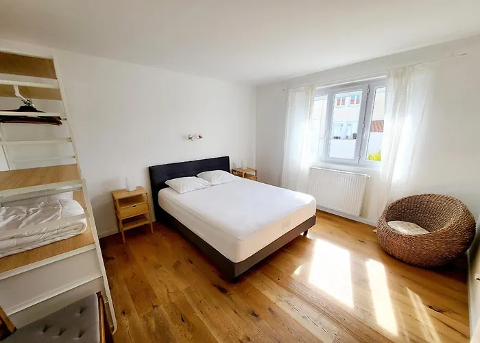 Casa vacanze Maison Rénovée 5 Chambres, Wifi, Parking, à 800m Du Marché Et 1km - Fr-1-92-891